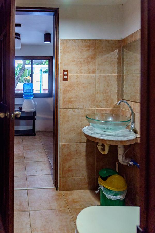 Ayo Homtel Hostel Lapu-Lapu City Exterior photo