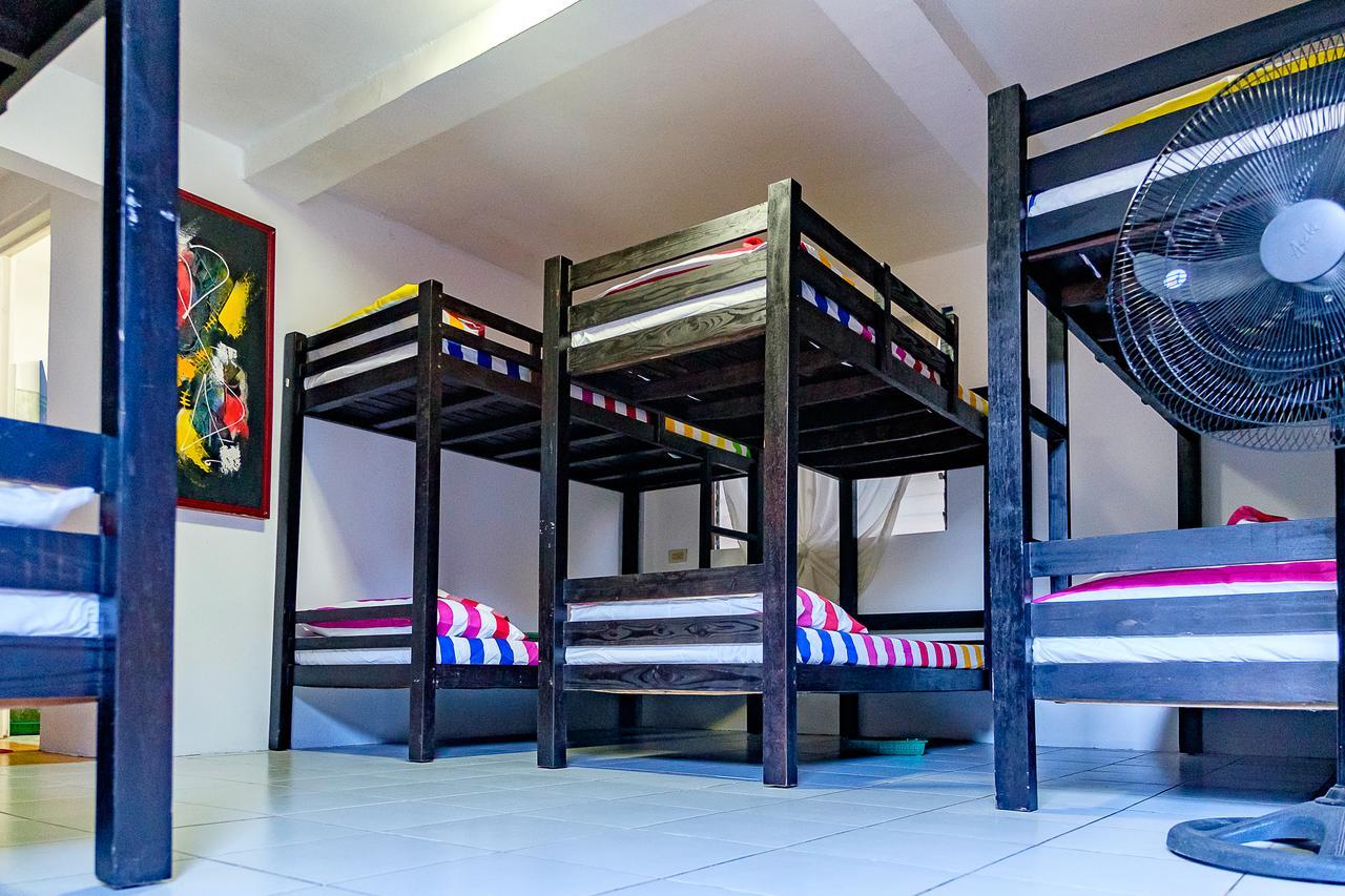 Ayo Homtel Hostel Lapu-Lapu City Exterior photo